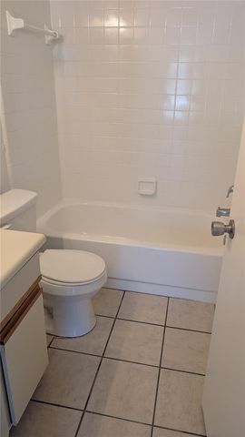 3160 S SEMORAN BOULEVARD 905, Orlando, FL 32822