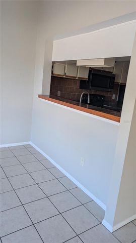 3160 S SEMORAN BOULEVARD 905, Orlando, FL 32822