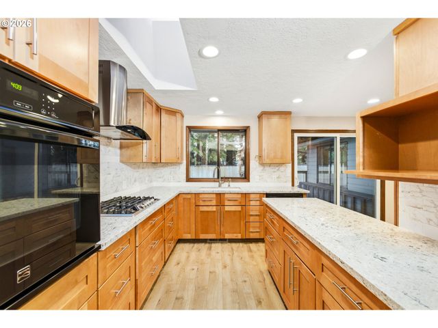 1769 CINNAMON HILL Dr, Salem, OR 97306