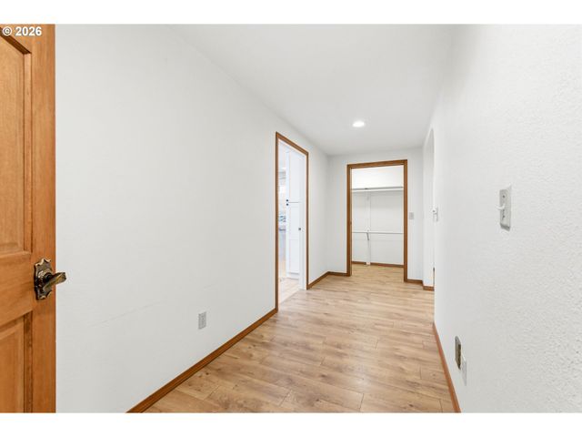 1769 CINNAMON HILL Dr, Salem, OR 97306