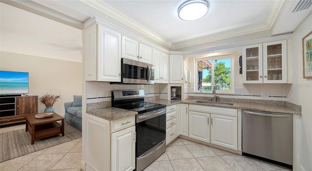 9538 AZURE COVE, Bradenton, FL 34210