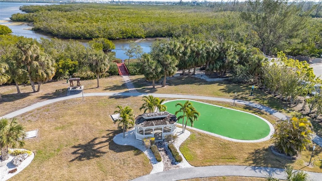 Image 25 of property listing at 9538 AZURE COVE, Bradenton, FL 34210