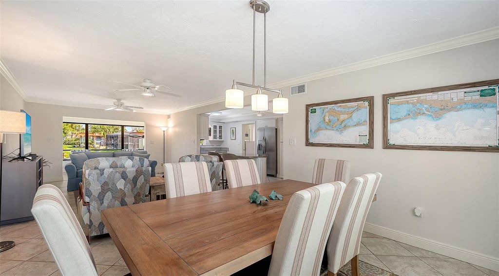 Image 7 of property listing at 9538 AZURE COVE, Bradenton, FL 34210