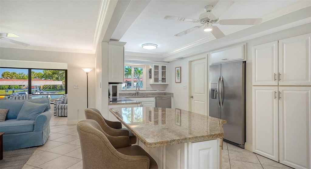 Image 9 of property listing at 9538 AZURE COVE, Bradenton, FL 34210