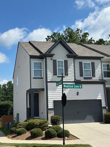 778 Woodstock Grove Drive, Woodstock, GA 30188