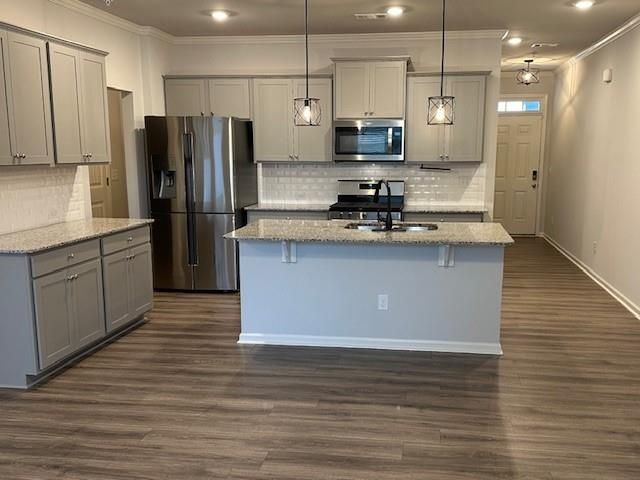 778 Woodstock Grove Drive, Woodstock, GA 30188