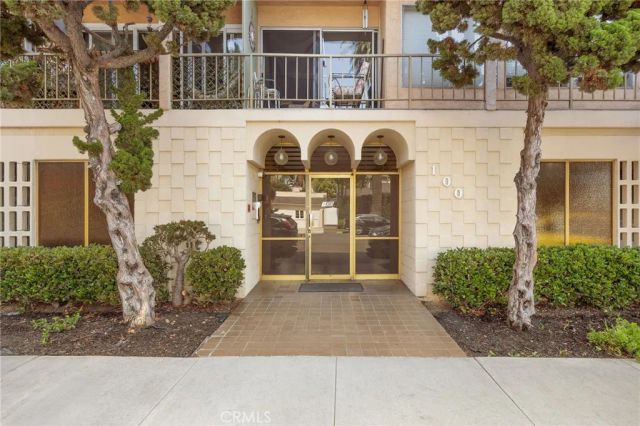 100 Loma Avenue 404, Long Beach, CA 90803