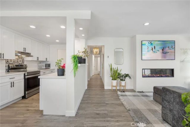 100 Loma Avenue 404, Long Beach, CA 90803