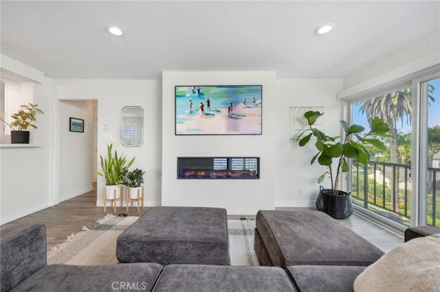 100 Loma Avenue 404, Long Beach, CA 90803