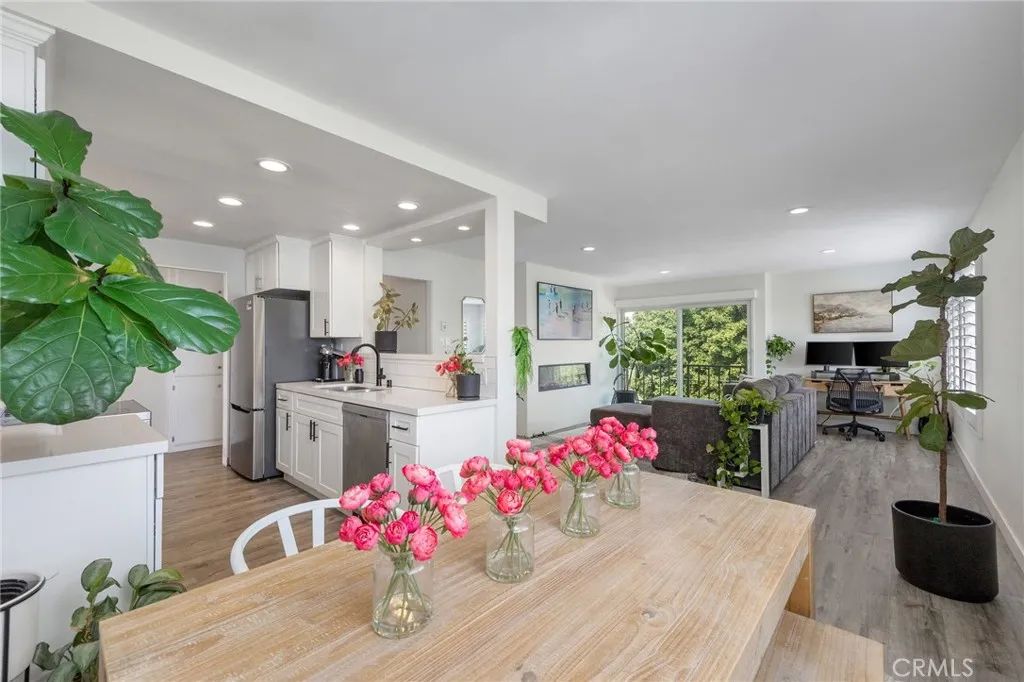 100 Loma Avenue 404, Long Beach, CA 90803