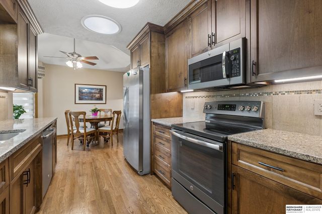 13216 Willis Circle, Omaha, NE 68164