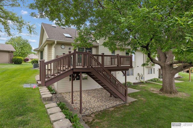 13216 Willis Circle, Omaha, NE 68164