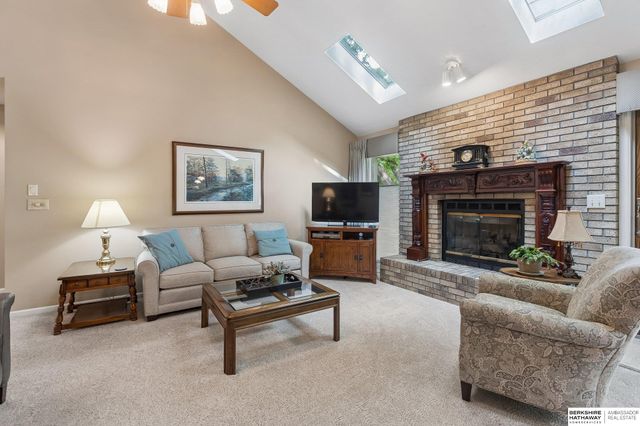 13216 Willis Circle, Omaha, NE 68164