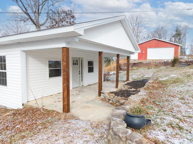 25 Hawk Drive, Burnside, KY 42519