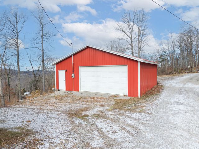 25 Hawk Drive, Burnside, KY 42519