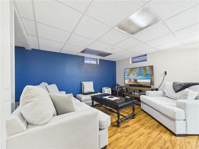 106 Fales Road, Bristol, RI 02809