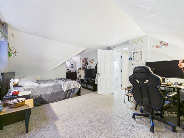 106 Fales Road, Bristol, RI 02809