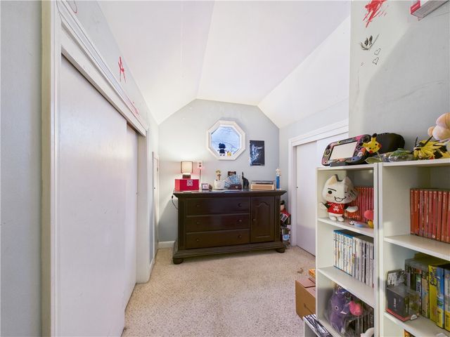 106 Fales Road, Bristol, RI 02809