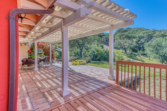 328 San Benancio Road, Salinas, CA 93908