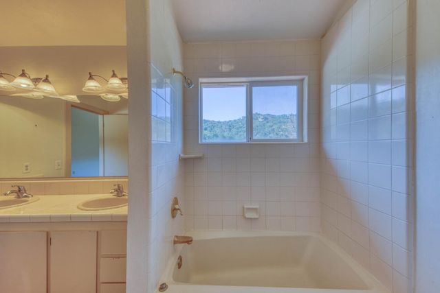 328 San Benancio Road, Salinas, CA 93908