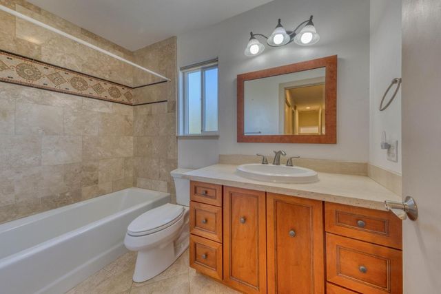 328 San Benancio Road, Salinas, CA 93908