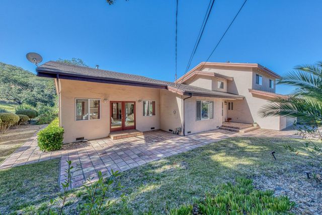 328 San Benancio Road, Salinas, CA 93908