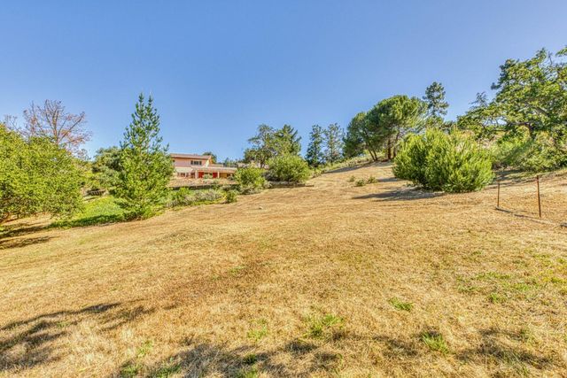 328 San Benancio Road, Salinas, CA 93908