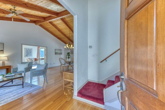 328 San Benancio Road, Salinas, CA 93908