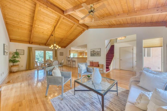 328 San Benancio Road, Salinas, CA 93908