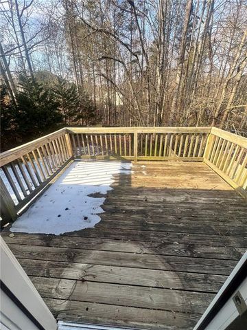 5270 Sugar Crest Drive, Sugar Hill, GA 30518