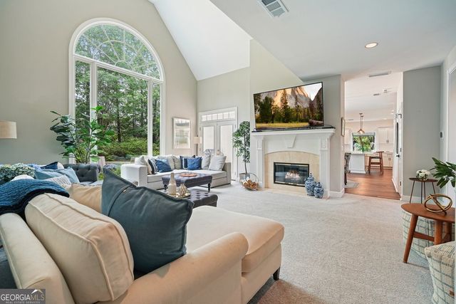 290 Plantation Way, Roswell, GA 30075