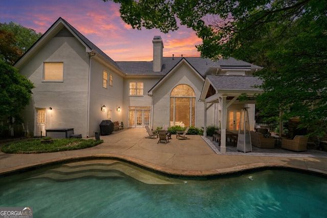 290 Plantation Way, Roswell, GA 30075