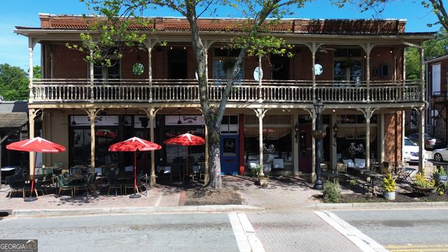 290 Plantation Way, Roswell, GA 30075