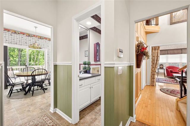 341 Thornebush Drive, Victor, NY 14564