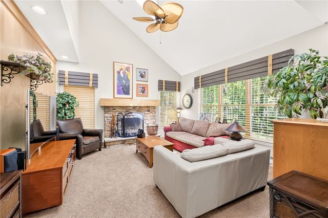 341 Thornebush Drive, Victor, NY 14564