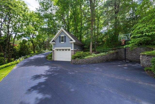 341 Thornebush Drive, Victor, NY 14564