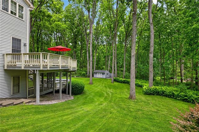 341 Thornebush Drive, Victor, NY 14564