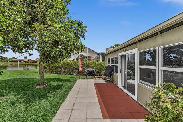 5463 Alta Way, Lake Worth, FL 33467
