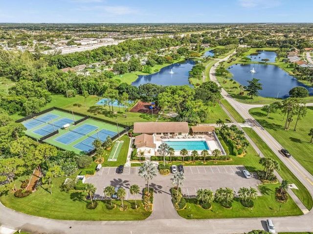 5463 Alta Way, Lake Worth, FL 33467