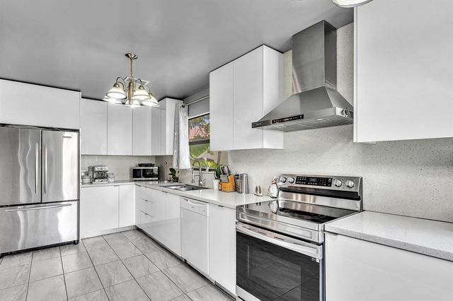 5463 Alta Way, Lake Worth, FL 33467