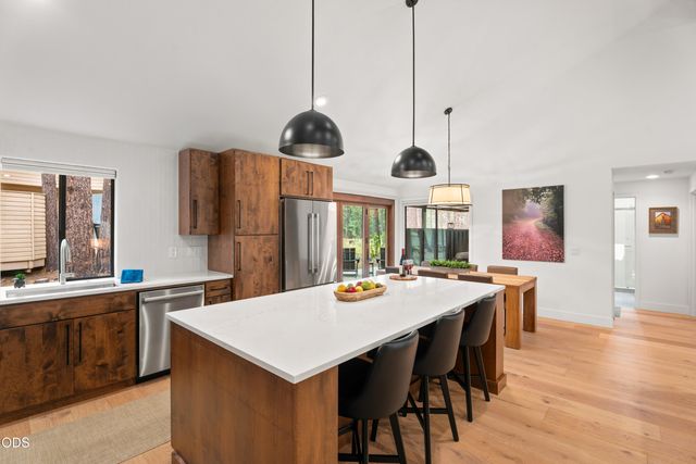 57448 Quartz Mountain Lane 6, Sunriver, OR 97707