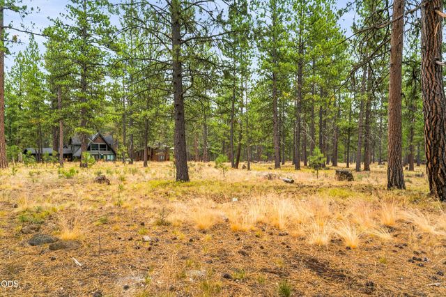 57448 Quartz Mountain Lane 6, Sunriver, OR 97707