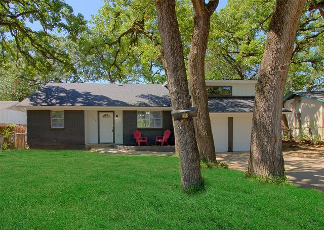 3508 Falcon Drive, Forest Hill, TX 76119