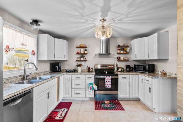 208 Bungay Road, Seymour, CT 06483