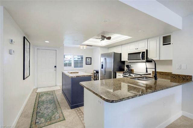 15171 Cedarwood LN 3105, Naples, FL 34110