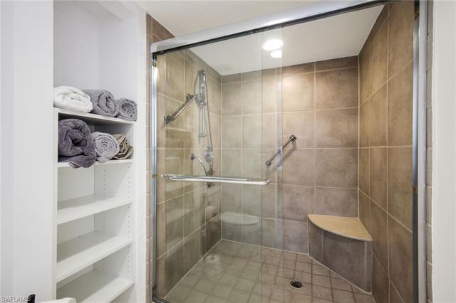 15171 Cedarwood LN 3105, Naples, FL 34110