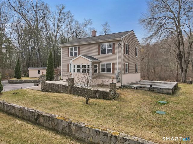 112 Weekeepeemee Road, Bethlehem, CT 06751