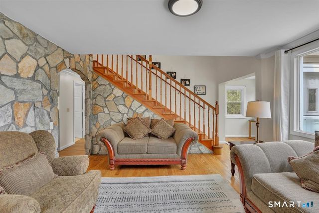 112 Weekeepeemee Road, Bethlehem, CT 06751