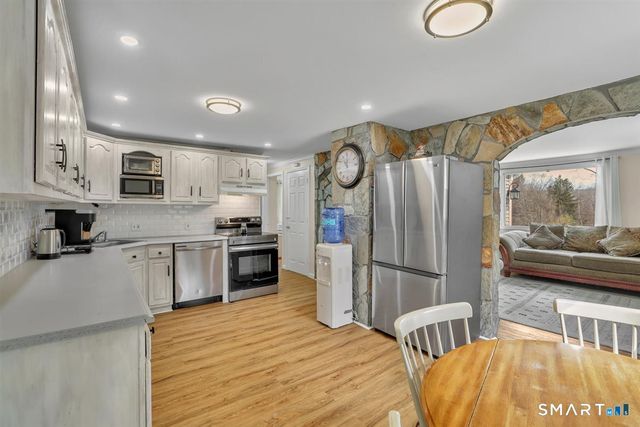 112 Weekeepeemee Road, Bethlehem, CT 06751