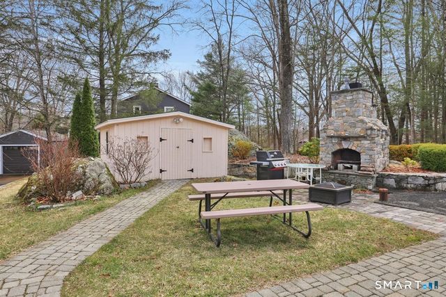 112 Weekeepeemee Road, Bethlehem, CT 06751